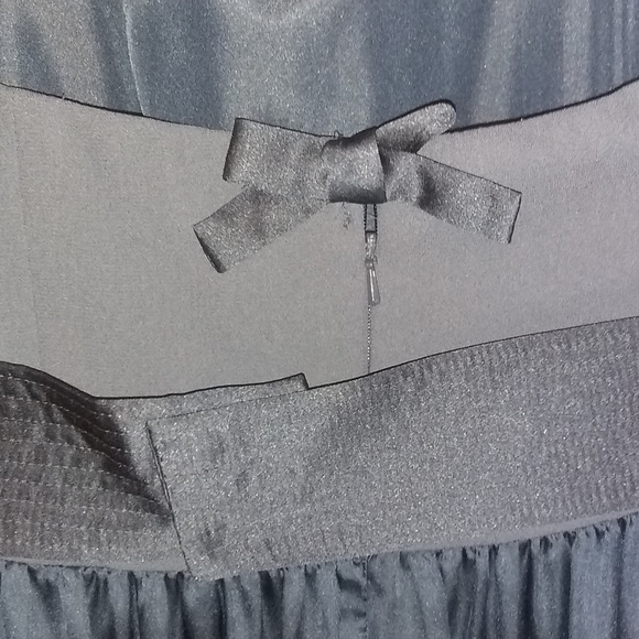 Evening gown - Picture 5 of 6